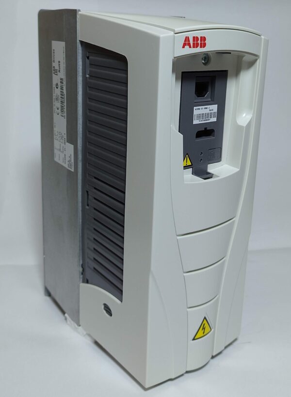  VARIADOR DE VELOCIDAD ABB ACS-550-01-04A1-4 - Imagen 2