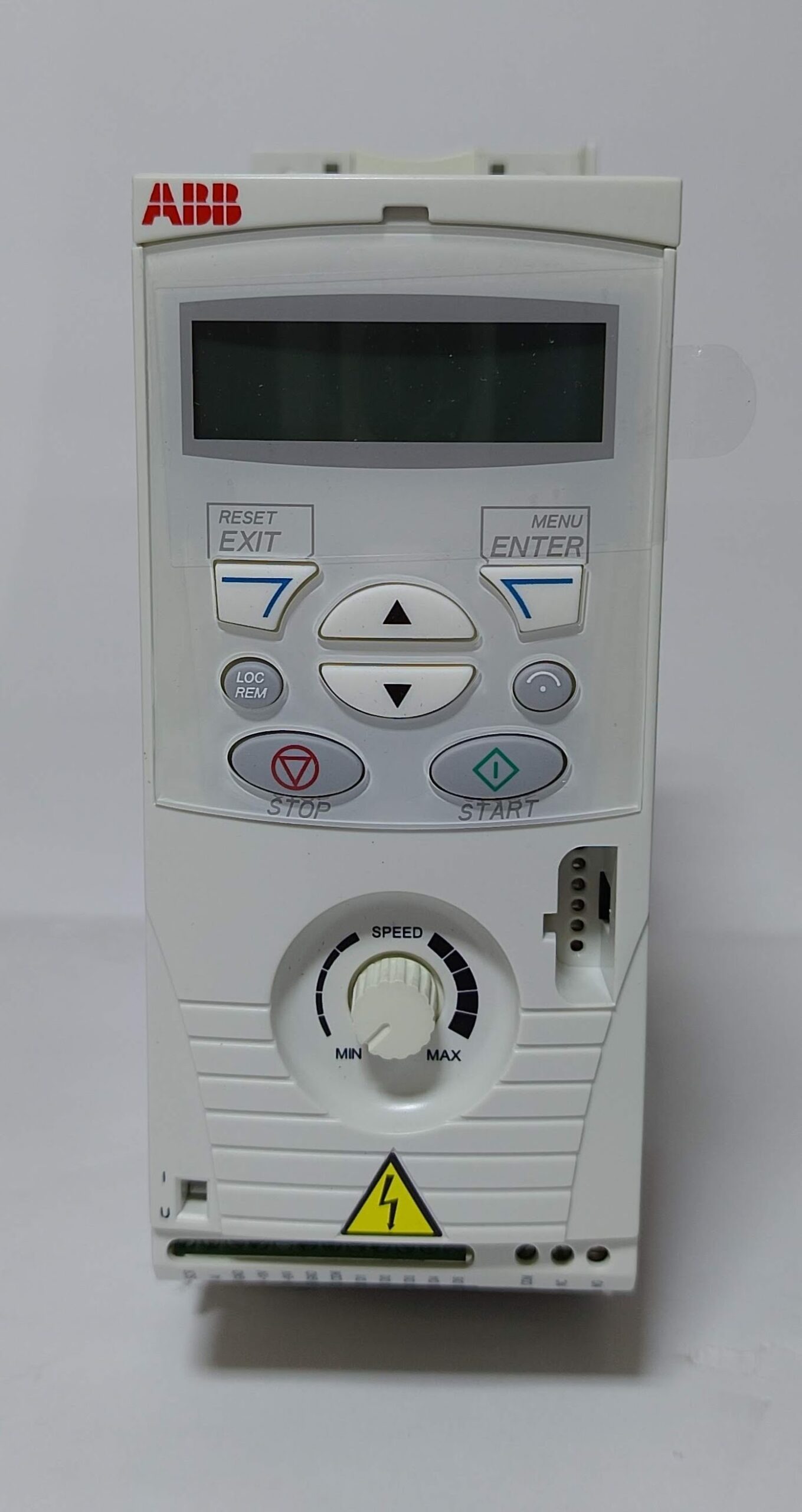 Variador de frecuencia ACS150-03E-04A1-4